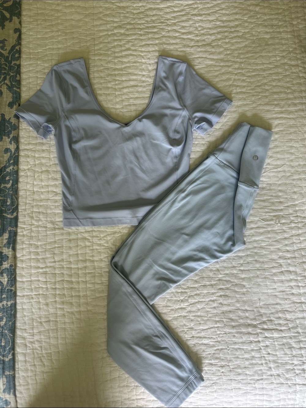 lululemon athletica pale lavender crop top and high waist leggings EUC